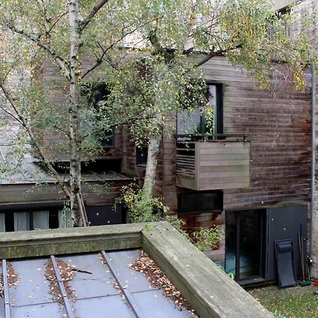 Cosy For Two In The Heart Of *