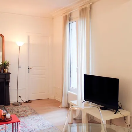 Apartament Cosy For Two In The Heart Of Paryż